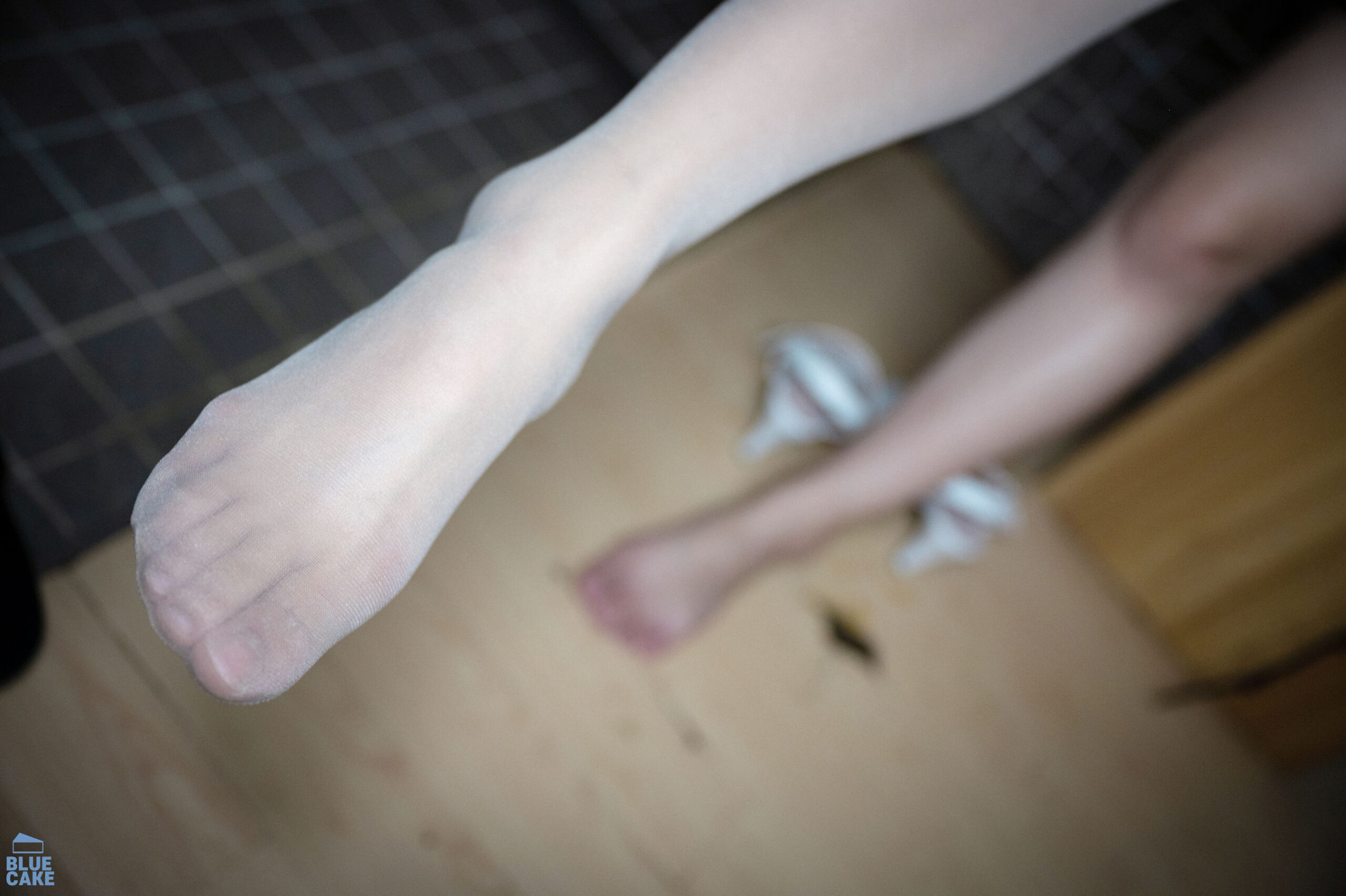 [BLUECAKE] Newbom – Milky Honey 日韩写真-第13张