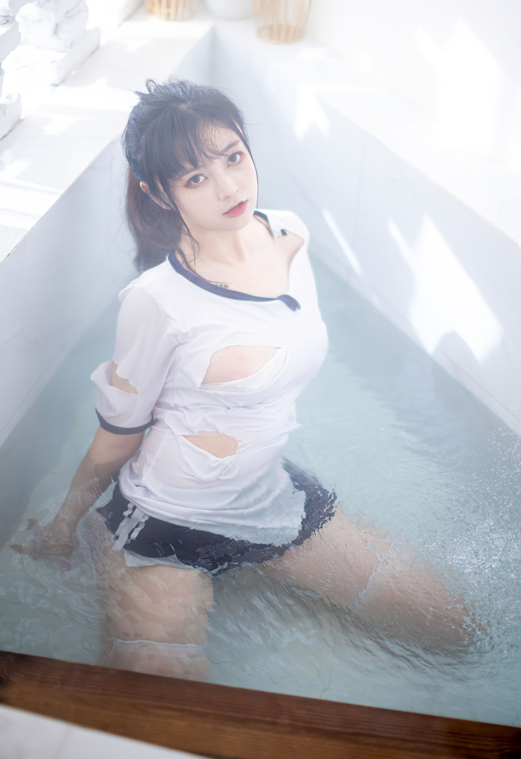 奇行家狗崽 – 浴场的体操服 Cosplay-第6张
