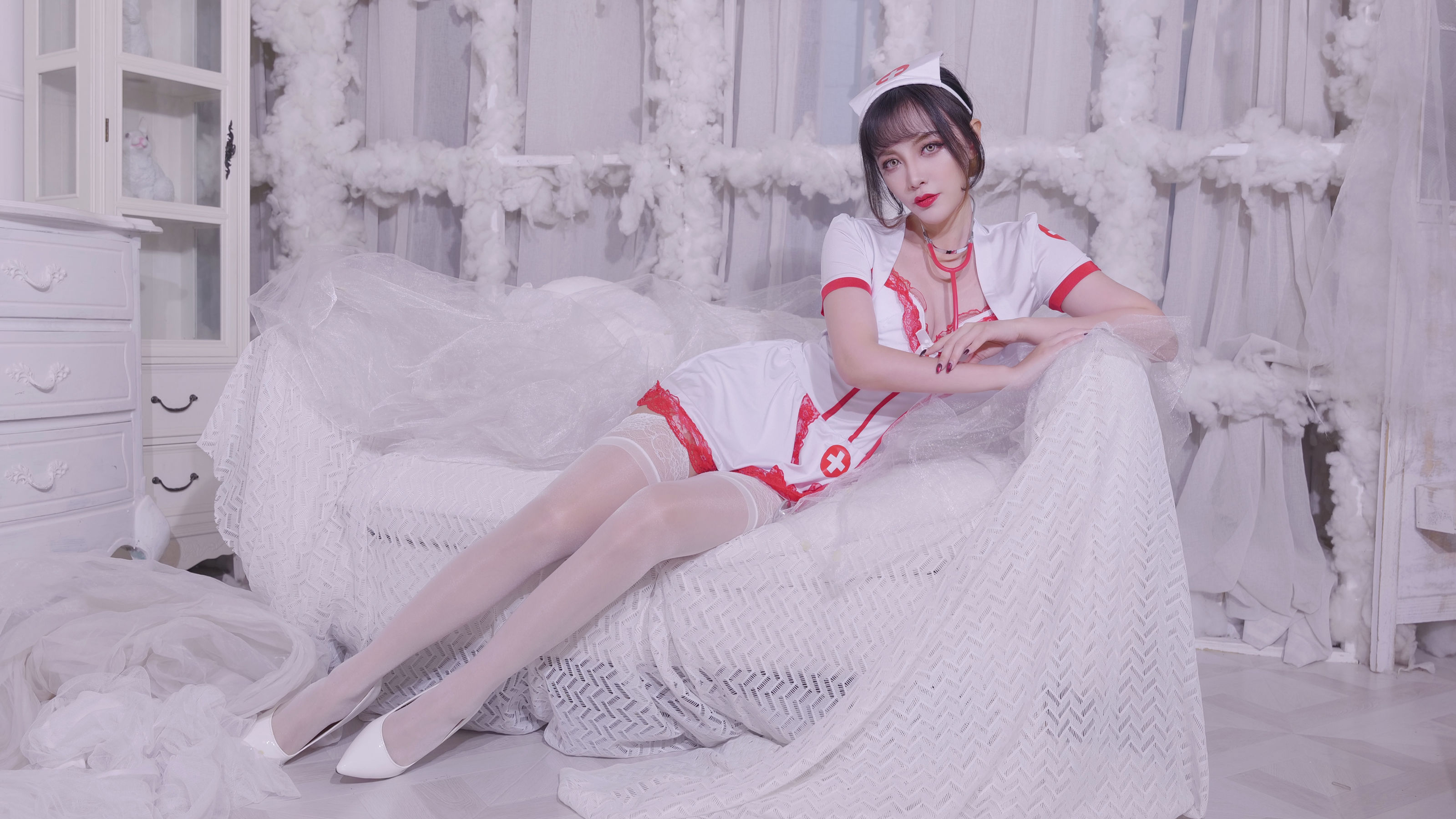 小须须 – 护士 Cosplay-第40张