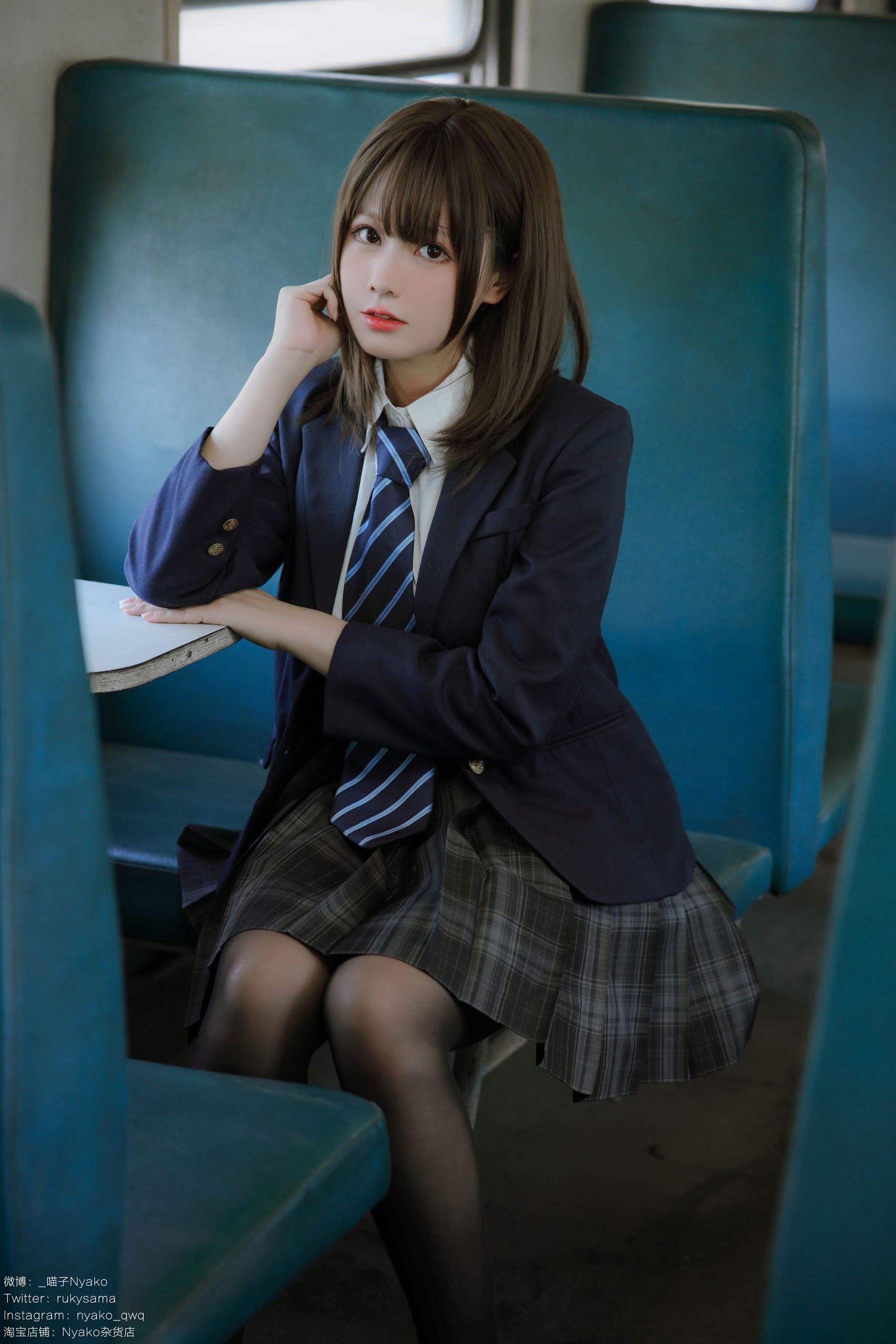 萌妹子Nyako喵子 – 火车JK Cosplay-第74张