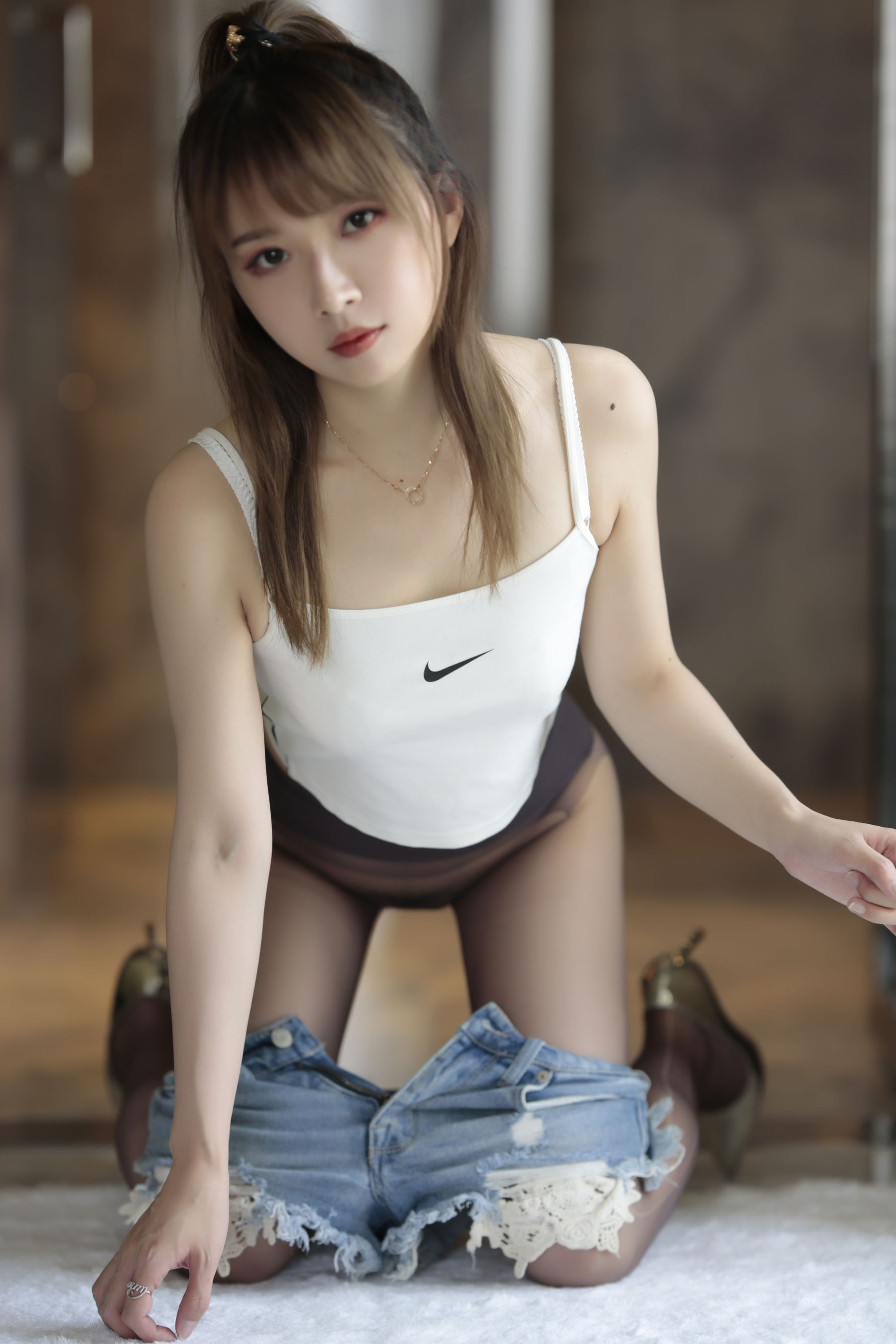 斗鱼主播小女巫露娜 – 牛仔小裤裤 Cosplay-第74张