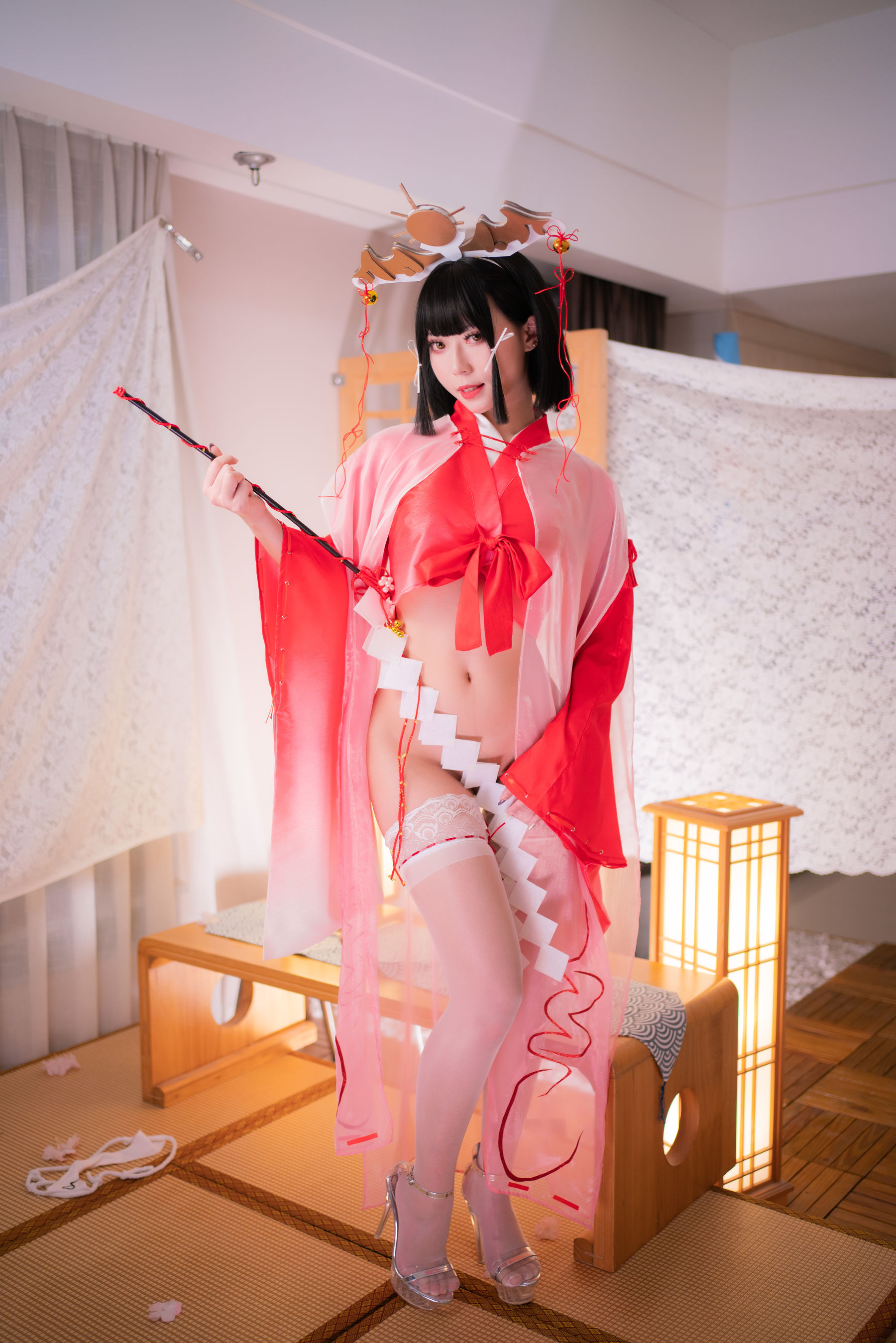 动漫博主Money冷冷 – 辉夜巫女 Cosplay-第25张
