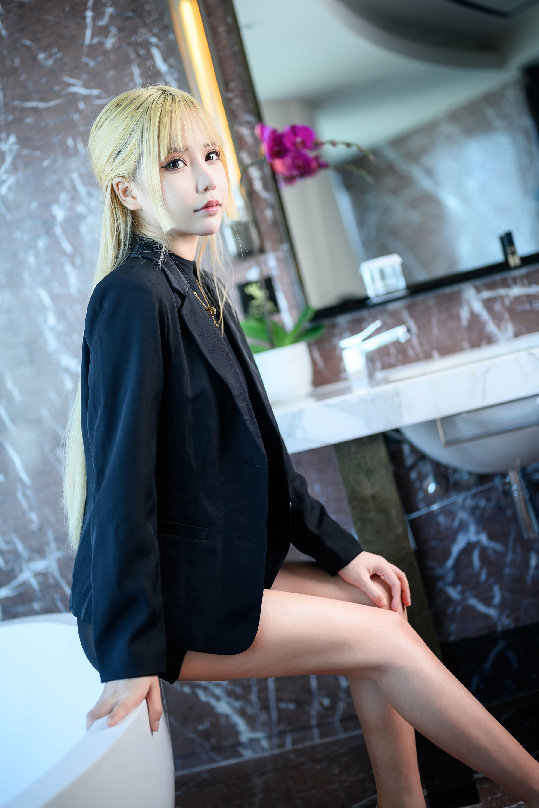 二次元妹子抱走莫子aa – 私人助理 Cosplay-第3张