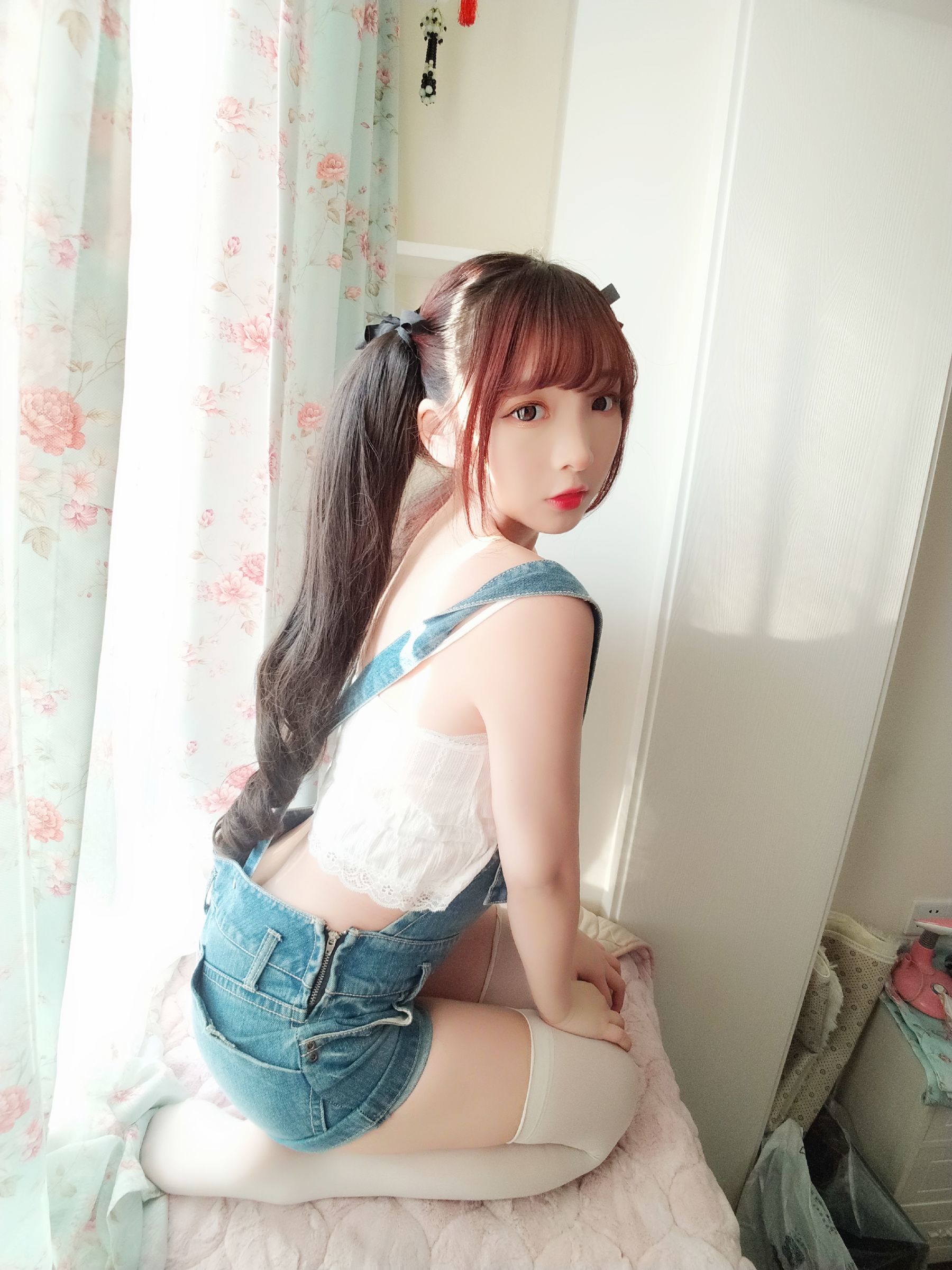 二次元美女古川kagura 牛仔吊带短裤 Cosplay-第40张