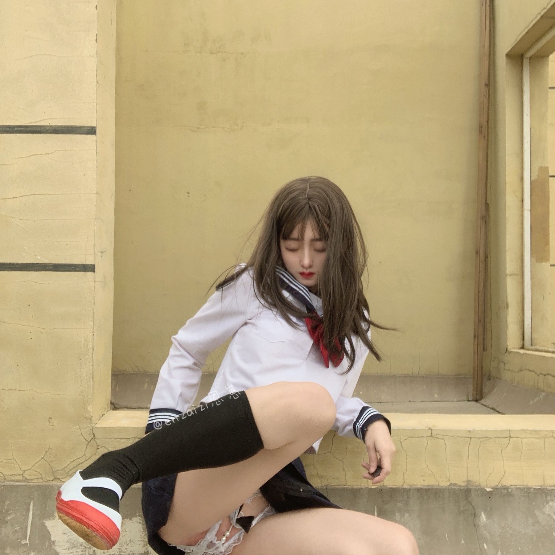 恩崽 – 天台水手服 Cosplay-第5张