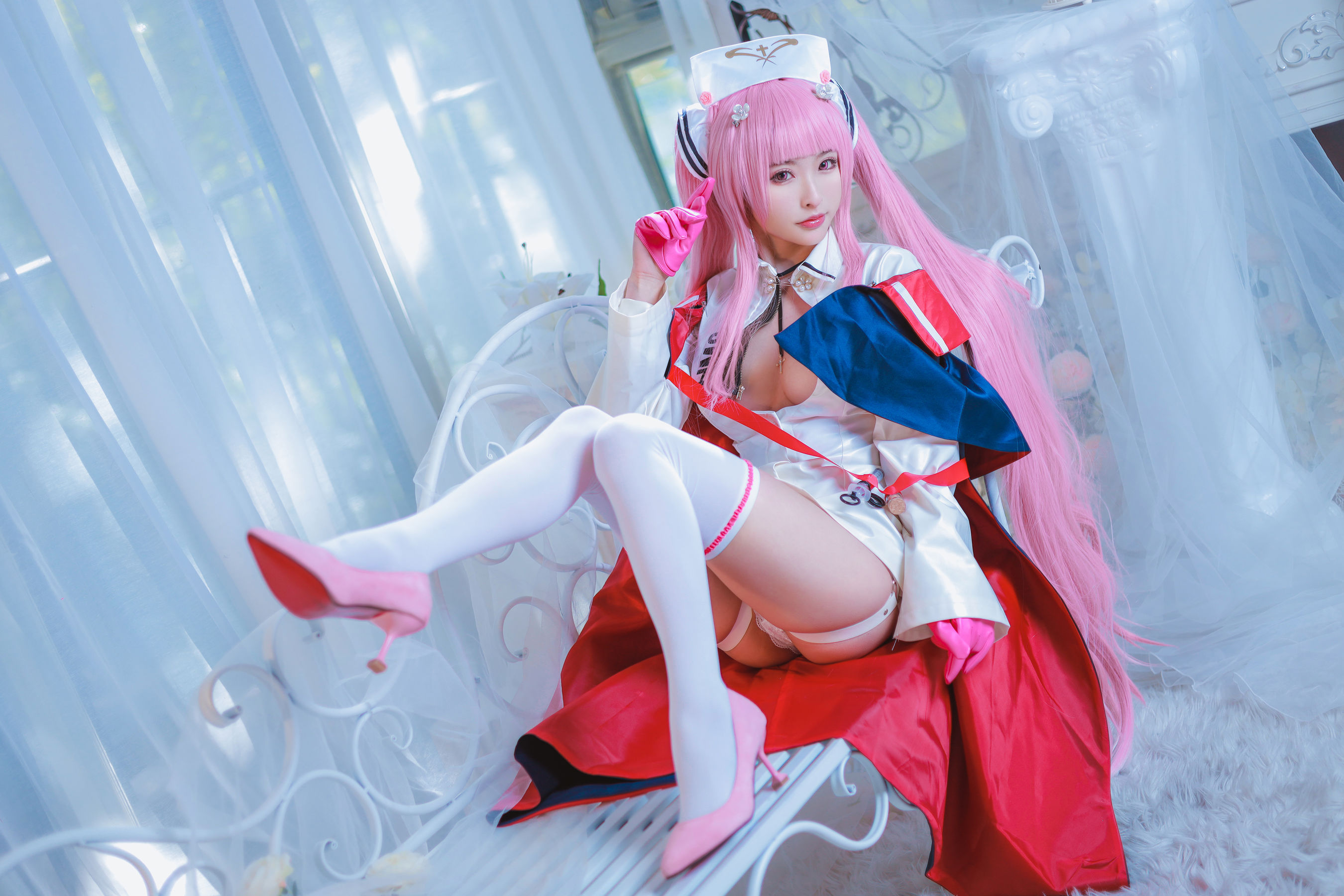 清水由乃 – 英仙座护士服 Cosplay-第2张
