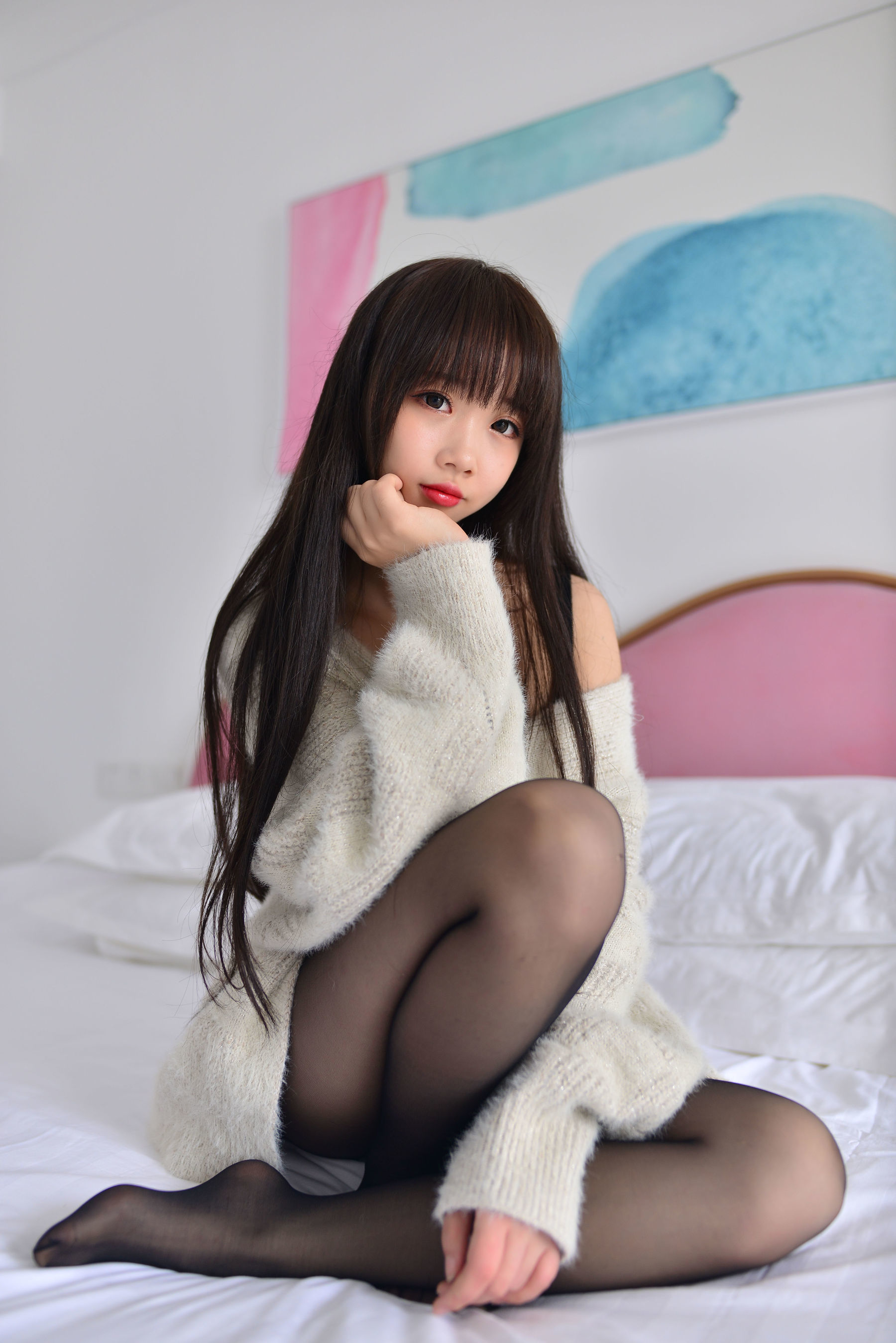 [萝莉COS] 雪琪 – 毛衣少女 Cosplay-第22张
