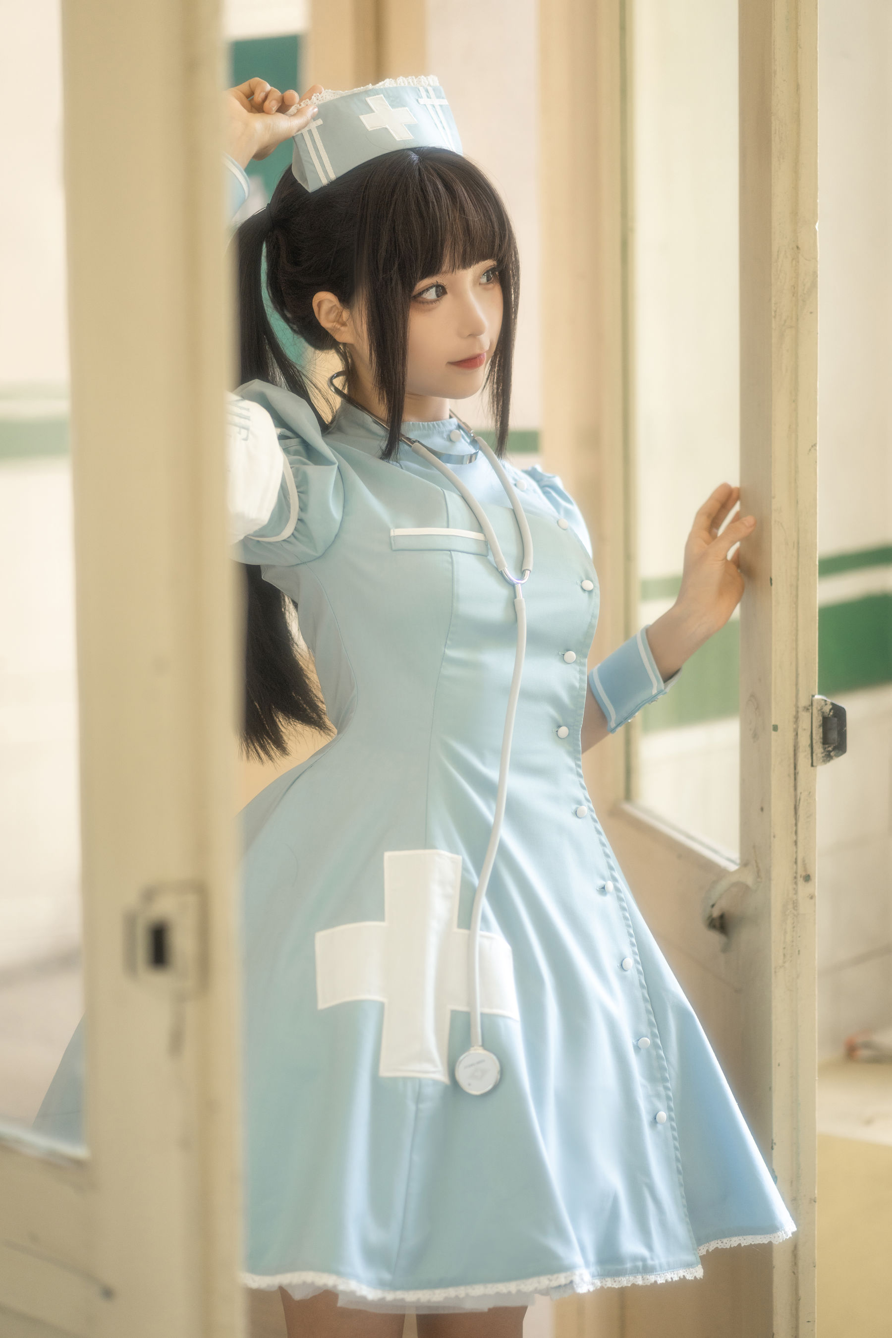动漫博主蠢沫沫 – 小护士 Cosplay-第3张