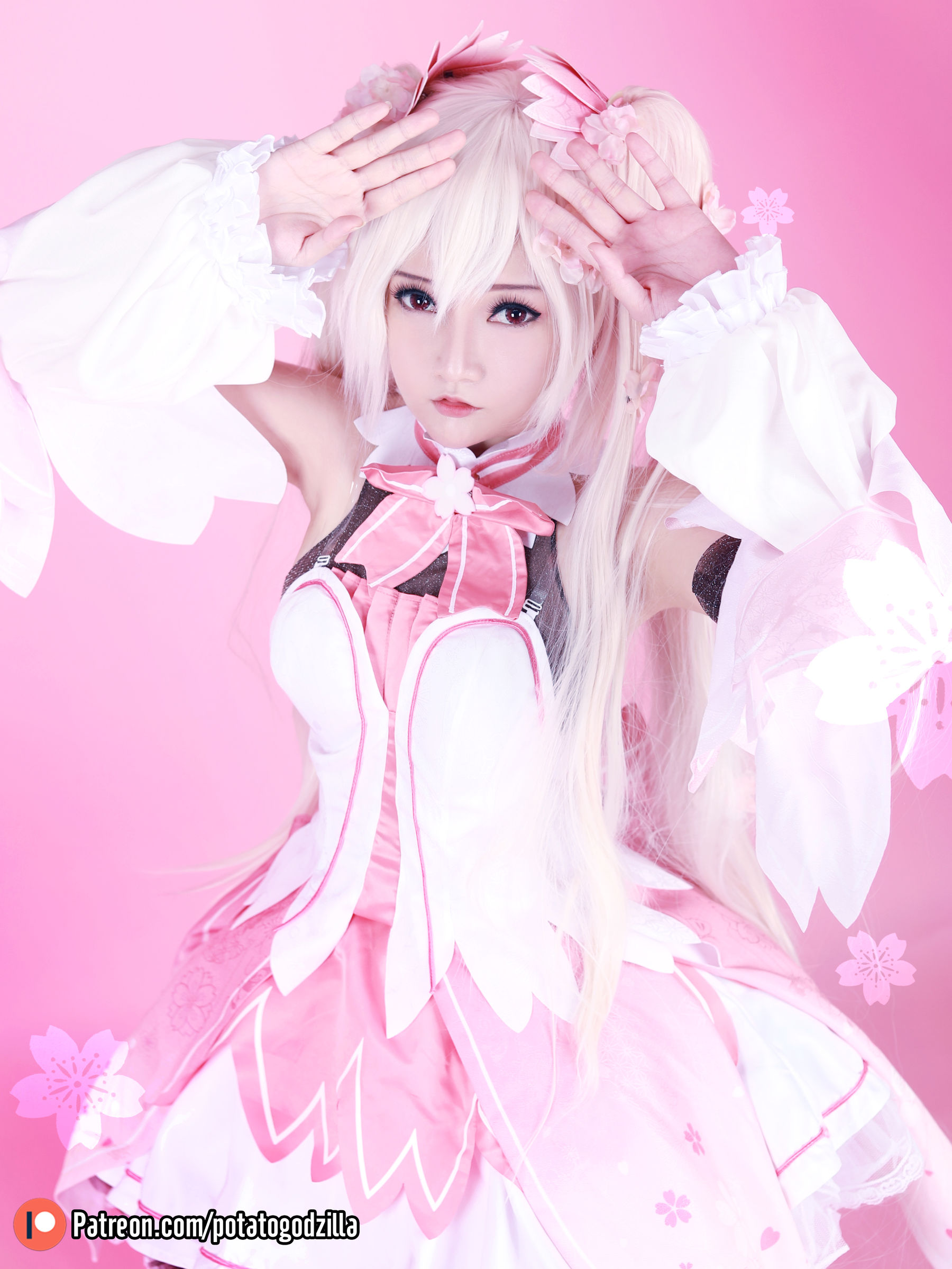 Coser小姐姐Potato Godzilla – Sakura Miku Cosplay-第1张